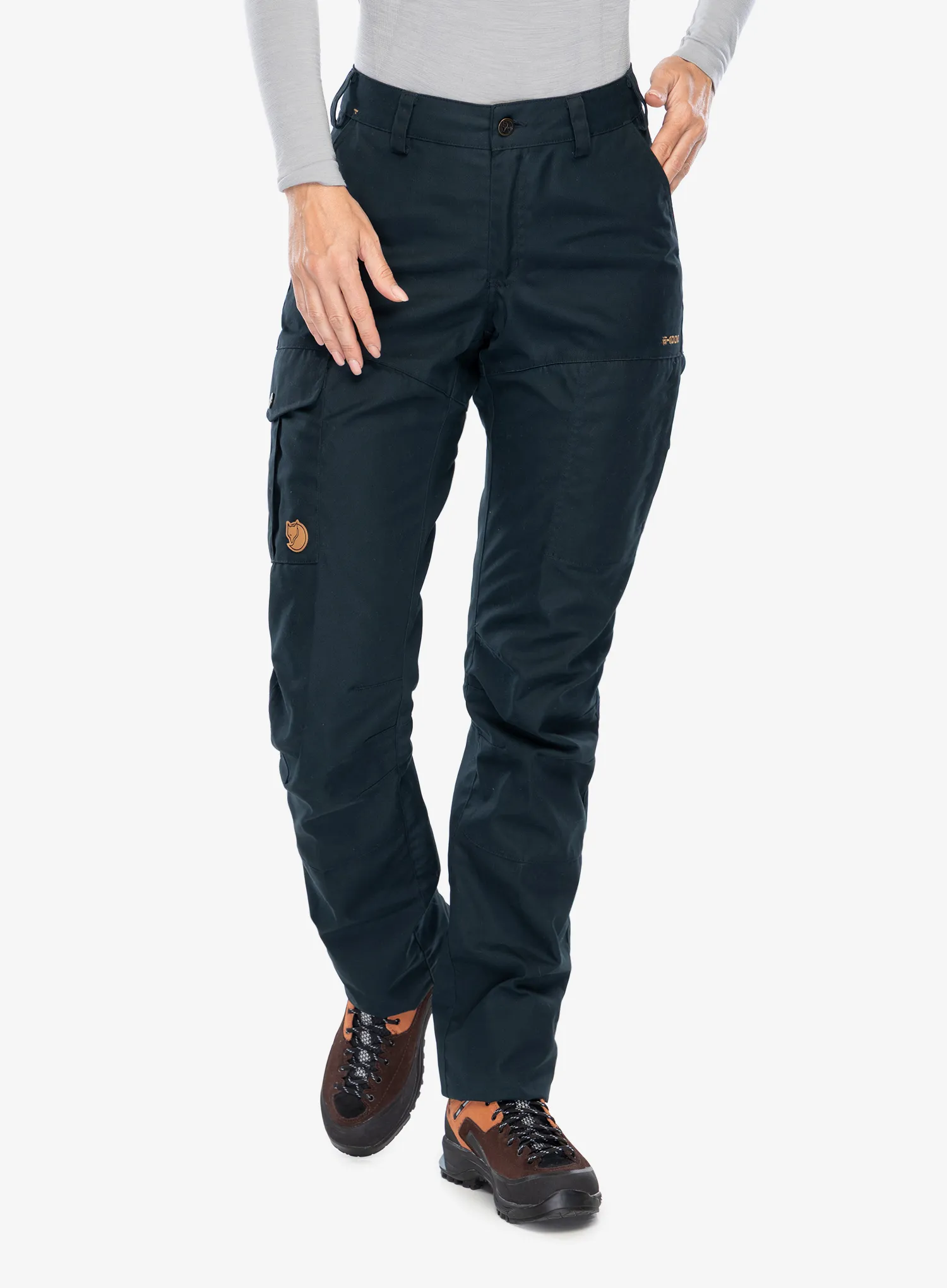 FjallravenKarlaProTrousers_darknav_7323450168728a.webp