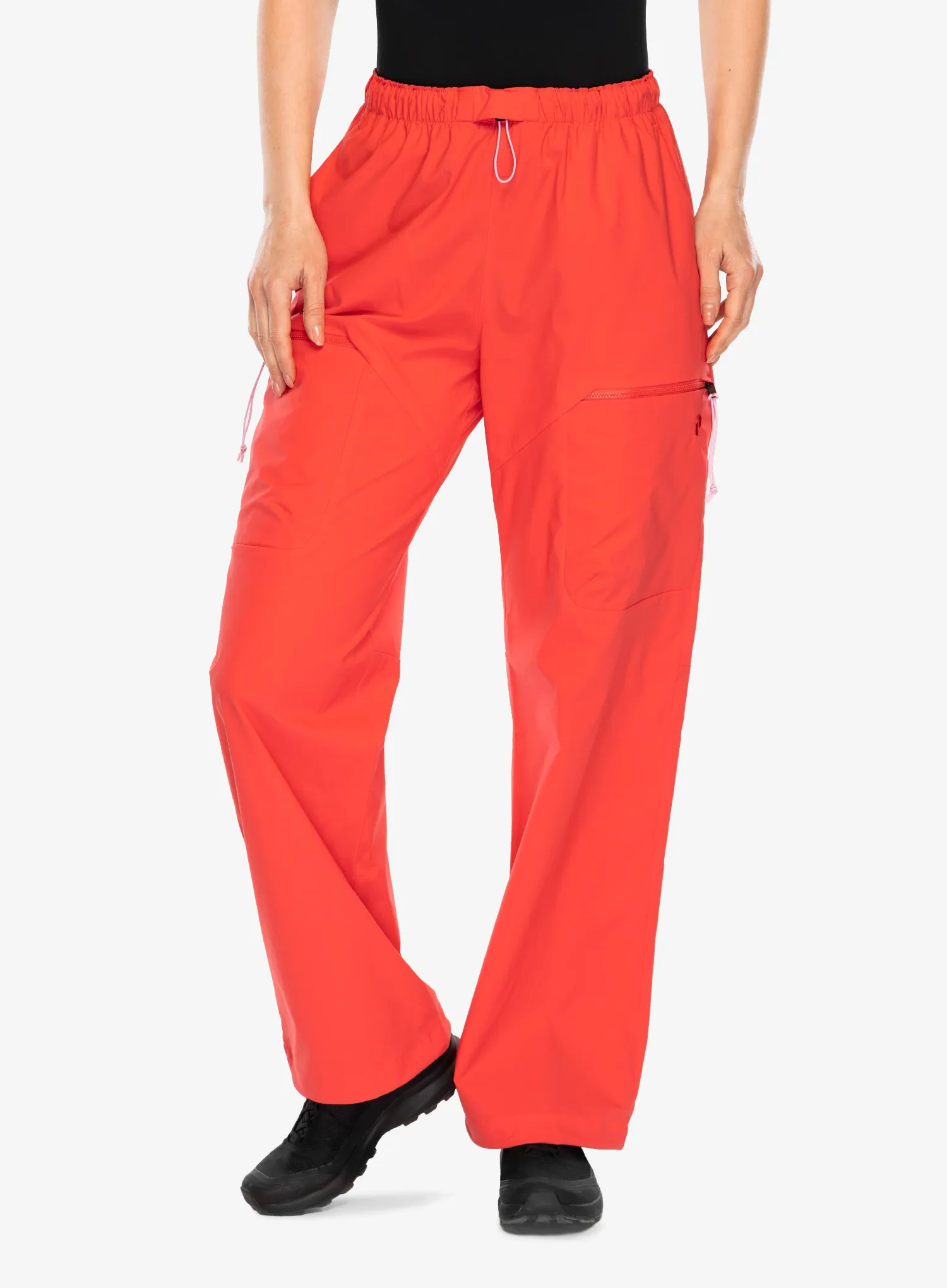 PeakPerformanceOutdoorCargoPants_brilliantred7333269861222a.webp