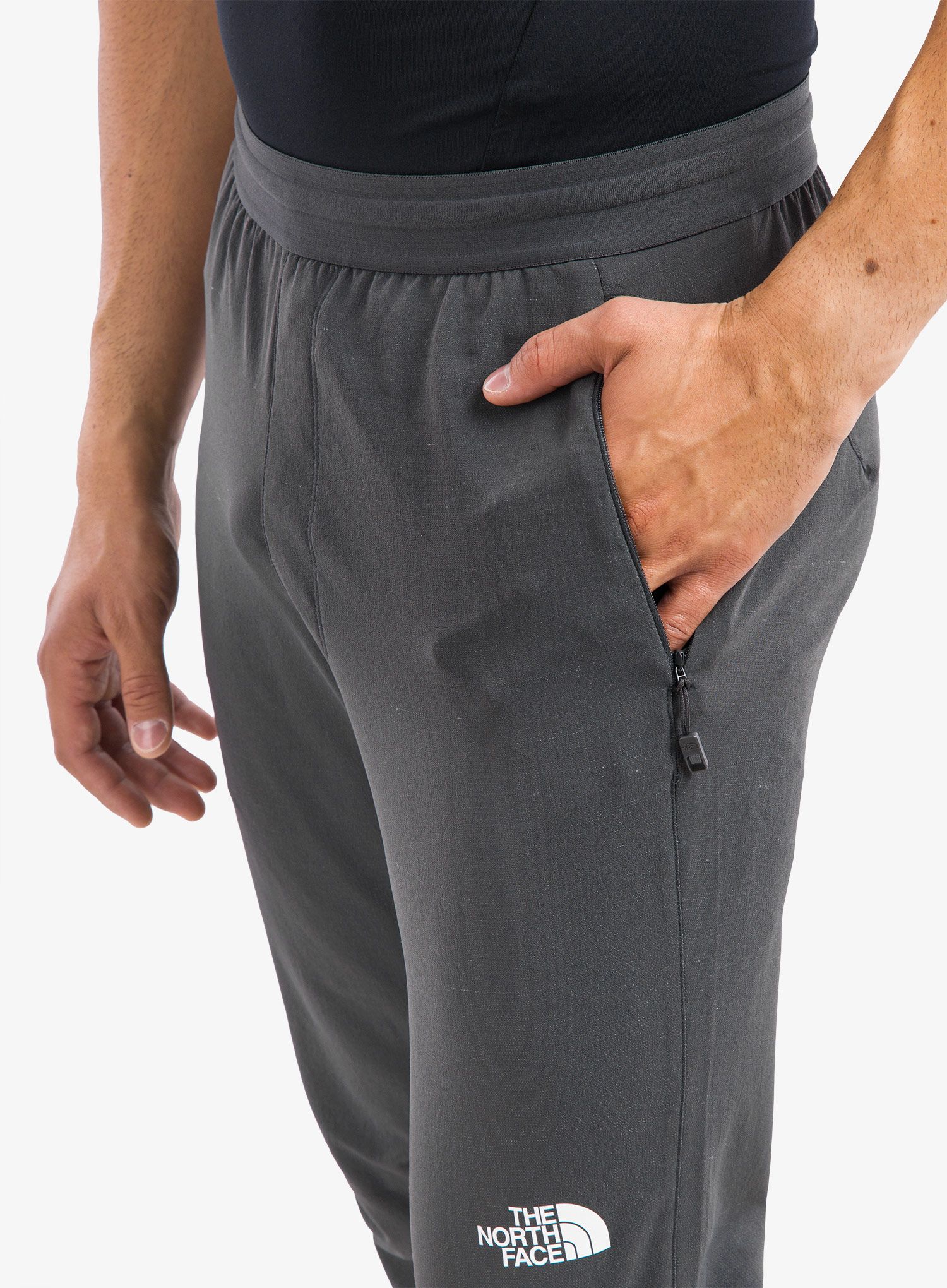 Туристически панталони The North Face AO Woven Pant - asphalt grey