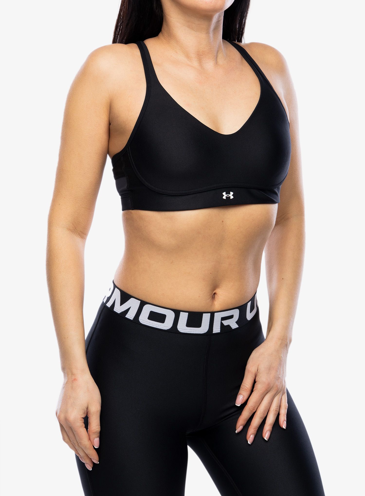 UnderArmourInfinity2_0LowwSportsBra_blackwhite_196885806520a.jpg