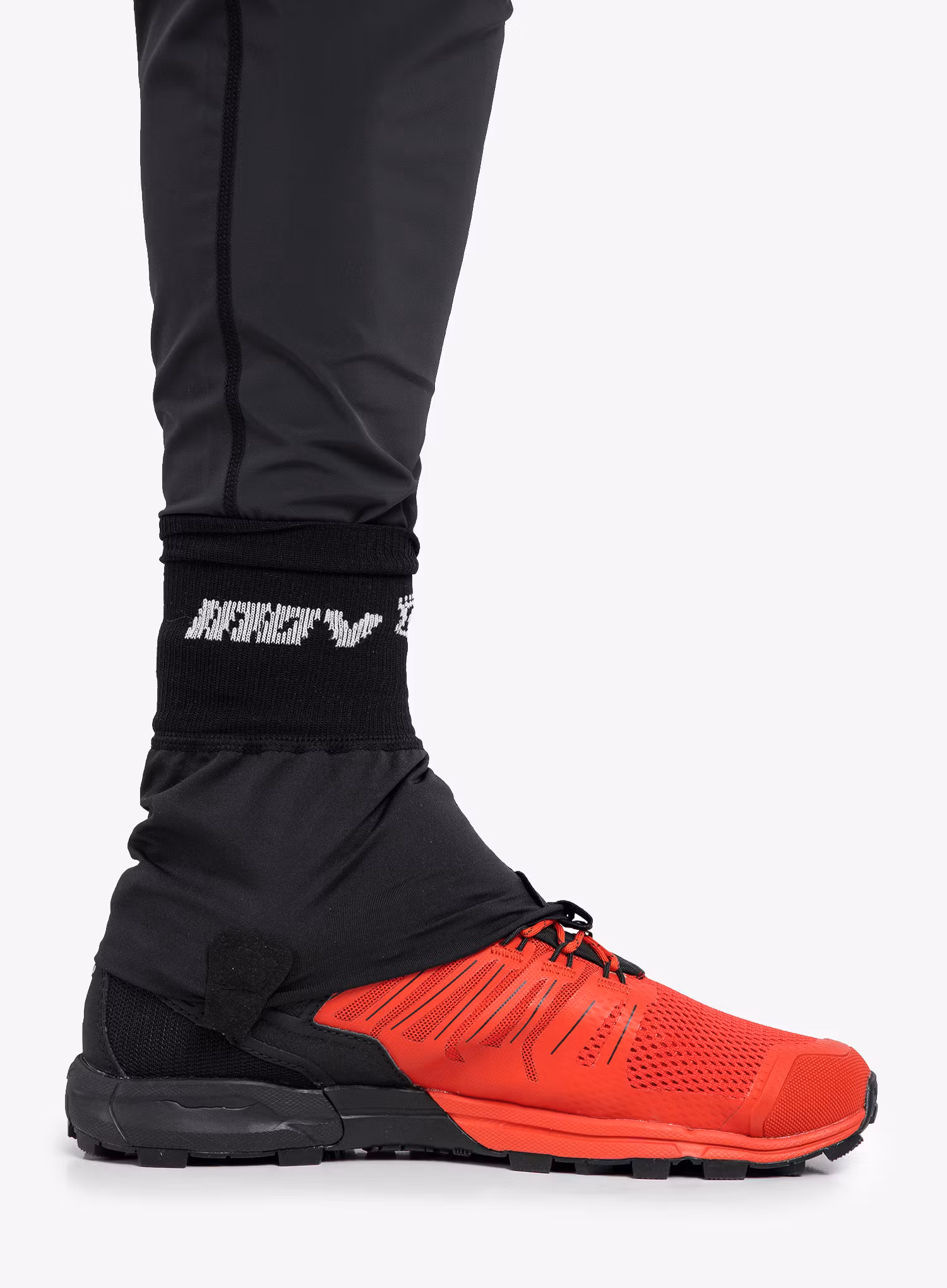 Гети за бягане Inov-8 All Terrain Gaiter - black