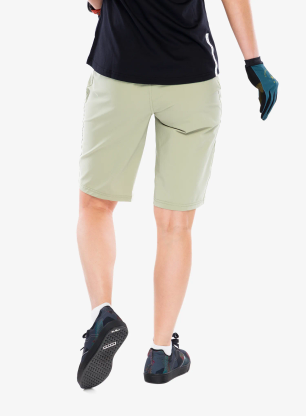 Дамски вело шорти ION Tech Logo Shorts - infused/green