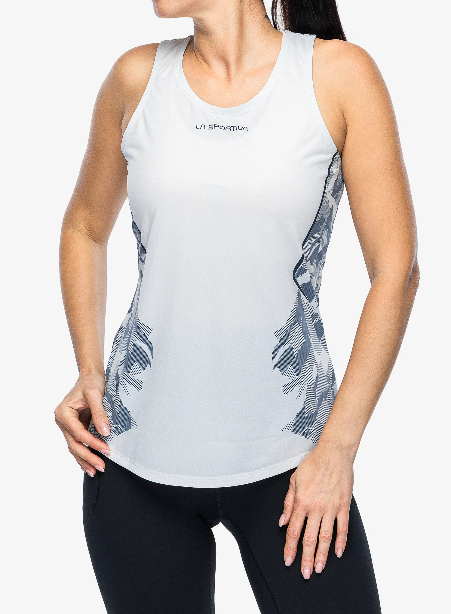 LaSportivaPacerTank_chalknightsky8058428124077a.webp